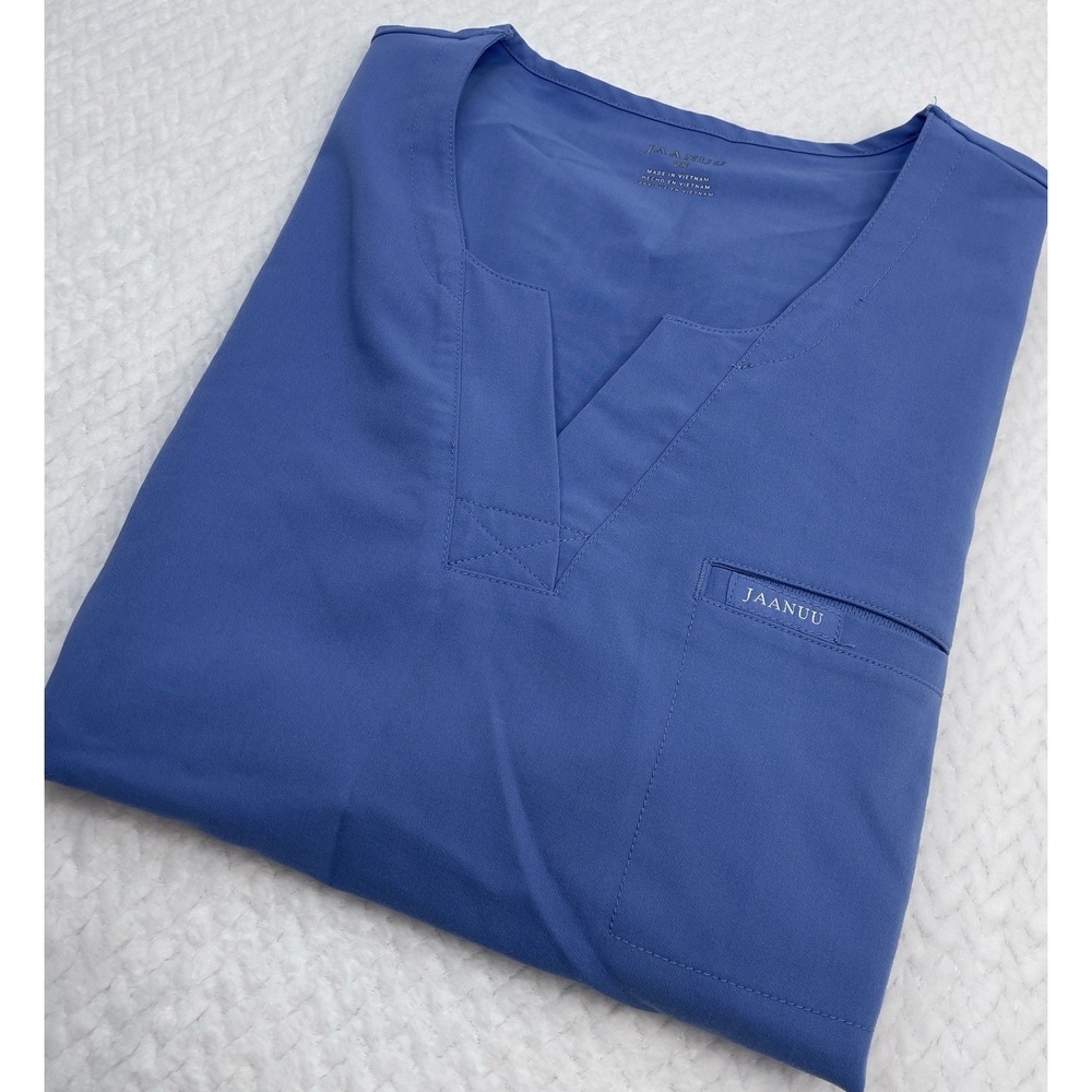 Jaanuu Women's 1-Pocket Tuck-In Scrub Top‎ in Royal Blue Size 2X